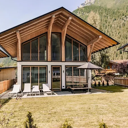 Modern With Sauna, Dein Casa de Férias