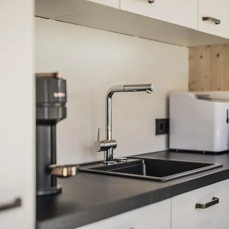 Modern With Sauna, Dein *