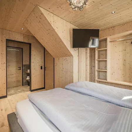 Modern With Sauna, Dein Casa de Férias *