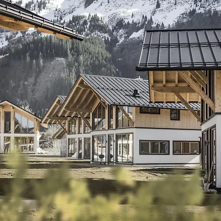 Modern With Sauna, Dein Casa de Férias *